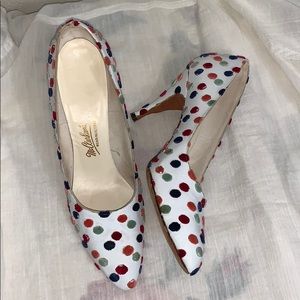 Vintage pump! Multi-colored felt polka dot